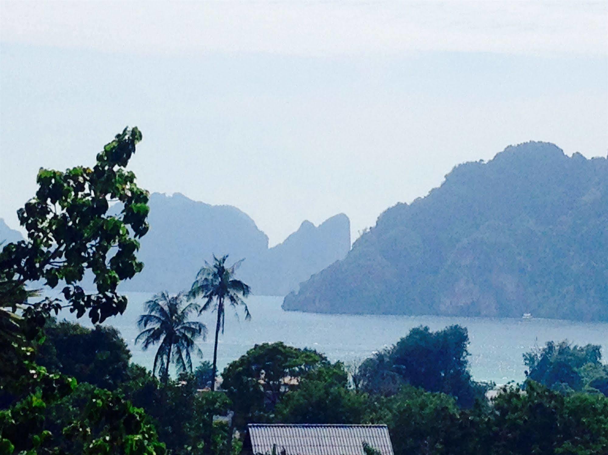 Tapear Resort Phi Phi Don Exterior foto