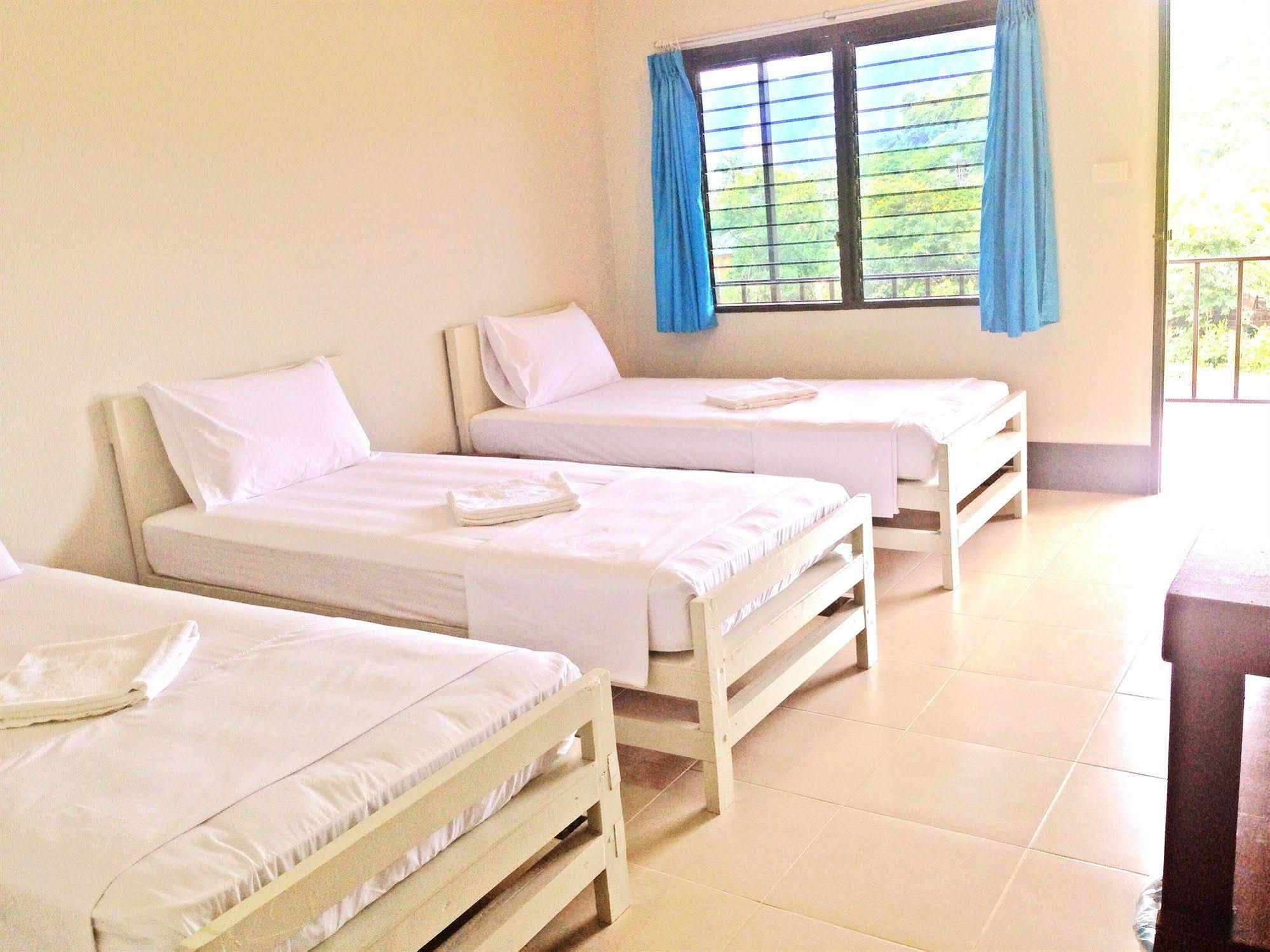 Tapear Resort Phi Phi Don Exterior foto