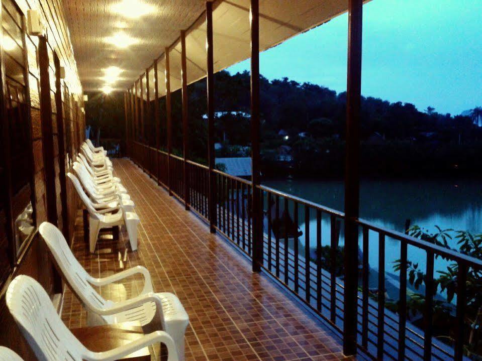 Tapear Resort Phi Phi Don Exterior foto