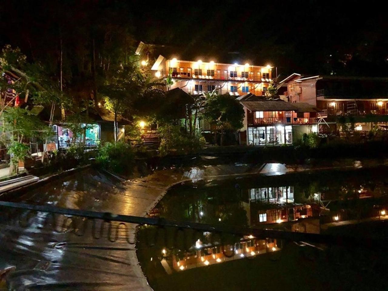 Tapear Resort Phi Phi Don Exterior foto