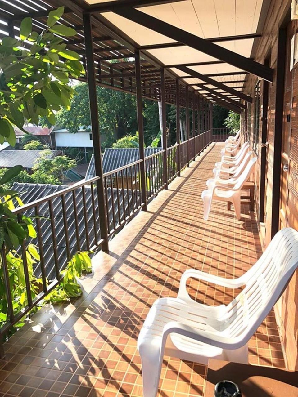 Tapear Resort Phi Phi Don Exterior foto