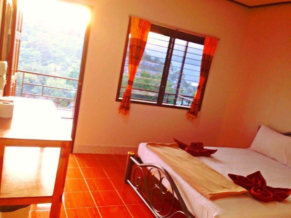 Tapear Resort Phi Phi Don Exterior foto